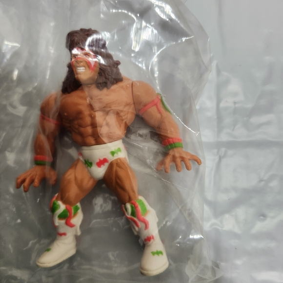 WWE WWF Ultimate Warrior Series 2 Action Figure with Colorful Details Loose - Picture 2 of 4